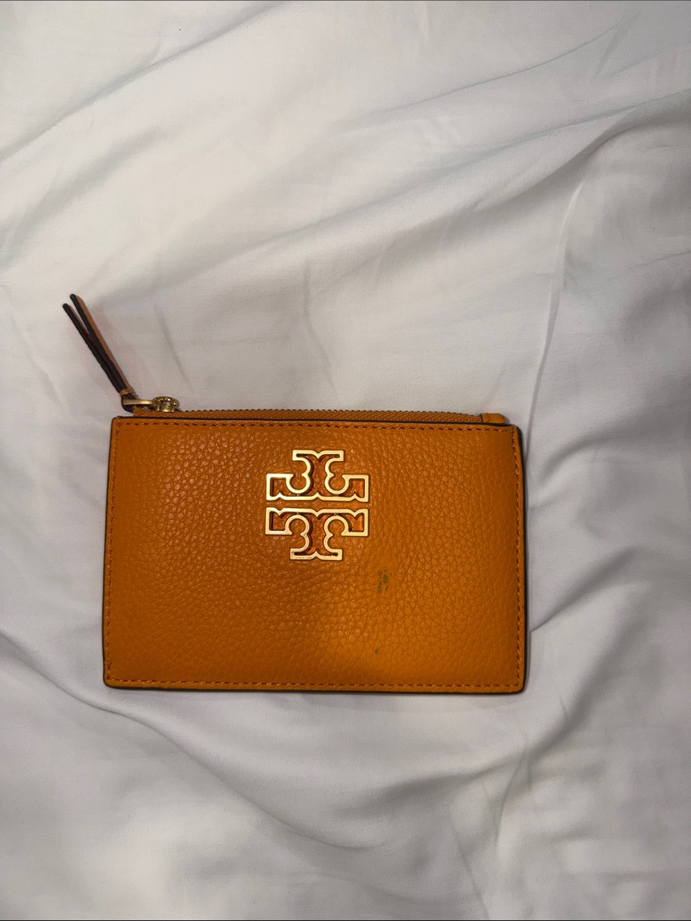 Tory Burch Britten Zip-Up Pebbled Leather Card Case Wallet in cheddar orange